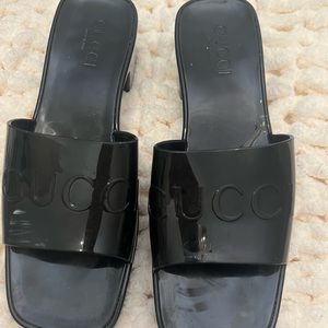 Gucci patent slides